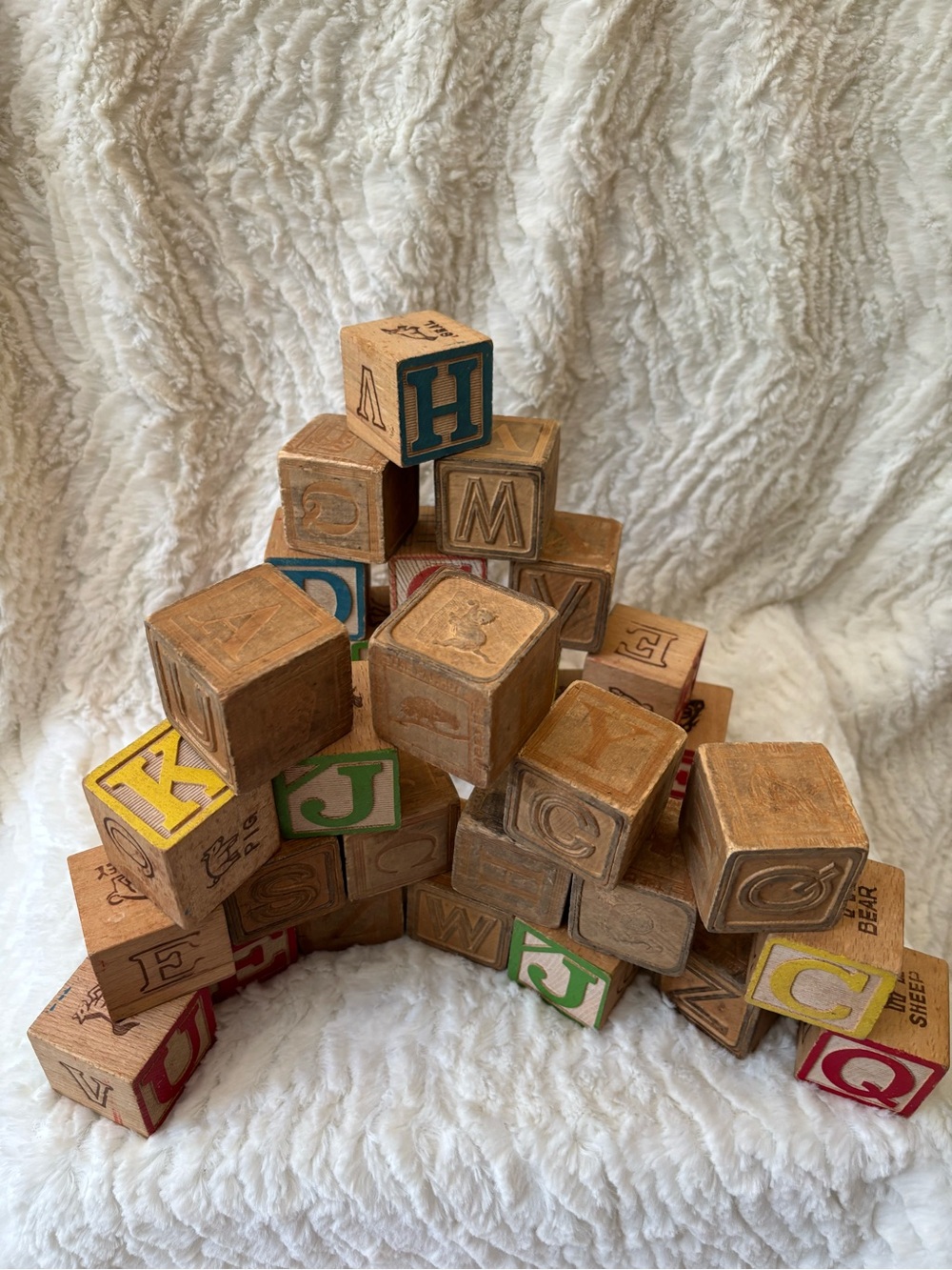 Lot of 34 vintage wooden blocks